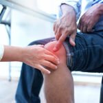 Kelio sąnarių osteoartritas ir sėdimo darbo poveikis